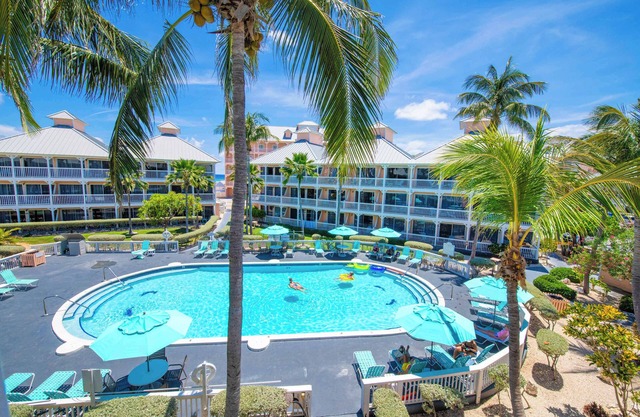 Morritt's Tortuga Club 1 BR LUXE Condo Sleeps 4