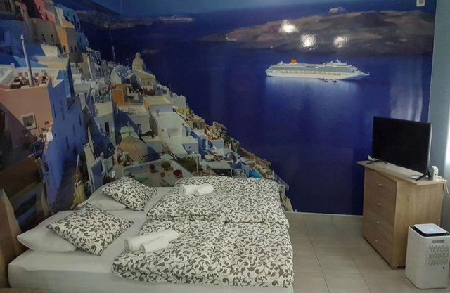 Most Athenian luxury studio near the sea and center