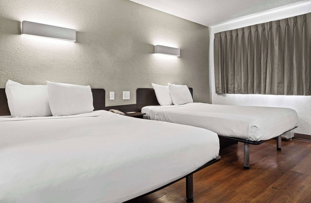 Motel 6 San Luis Obispo, CA - South