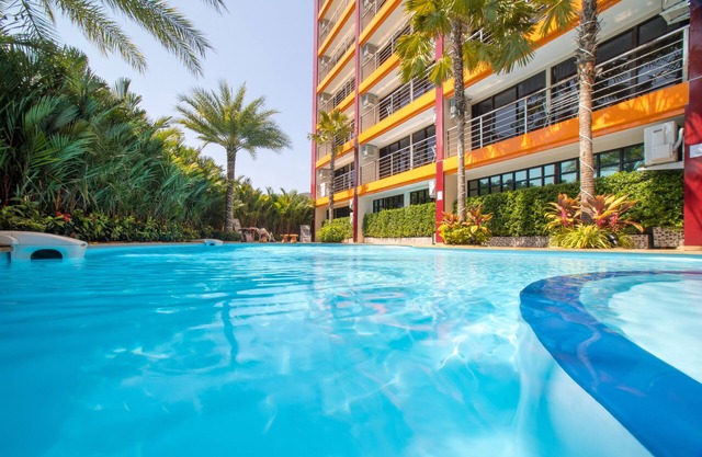 Naiharn Sea Condominium S311