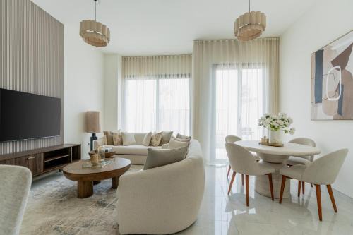 Nasma - RAK Bliss 2BR Villa, Maid Room & Backyard