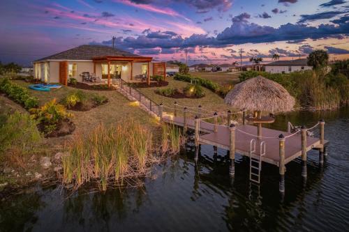 Natural Wonder, Private Dock on Canal with Tiki Hut - Villa Loch Ness Landing-Roelens Vacations