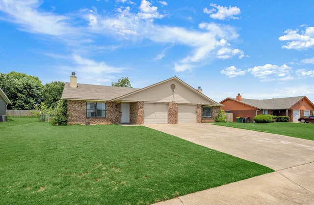 Near Razorback Stadium & Attractions, Firepit