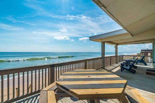 New Listing Our Twilight Beach Shack - 3 BR - 2 B