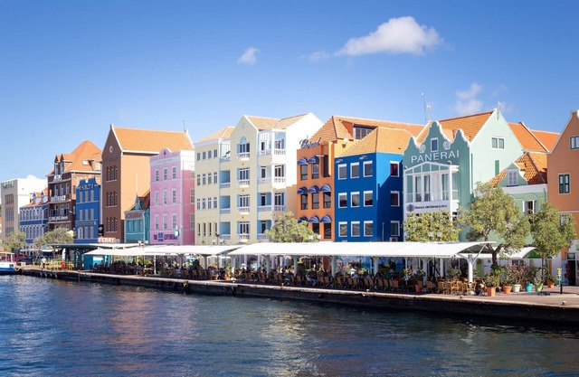 NEW The Yellow House - Renovated Monumental Penthouse