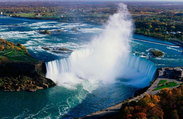 Niagara Inn & Suites