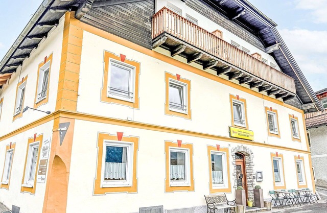 Nice apartment for 6 people with WIFI, TV and pets allowed