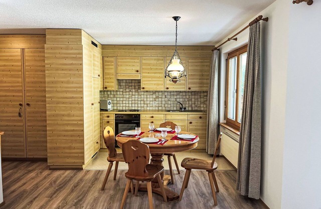 Nice apartment for 2 guests with WIFI, pool, TV, balcony, pets allowed and panoramic view