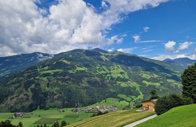 Nice apartment for 4 guests with WIFI, TV and terrace