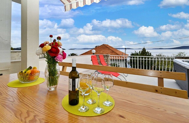 Nice apartment for 6 people with A/C, WIFI, TV and terrace