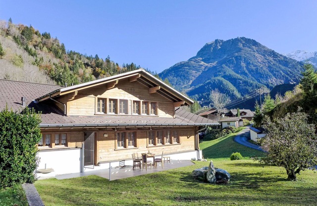 Nice apartment for 5 guests with WIFI, TV, patio, pets allowed and panoramic view