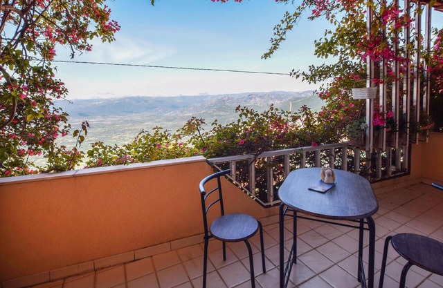 Nice apartment in Baunei (NU)