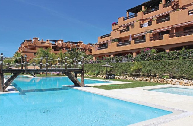 Nice Apartment In Estepona With Sauna