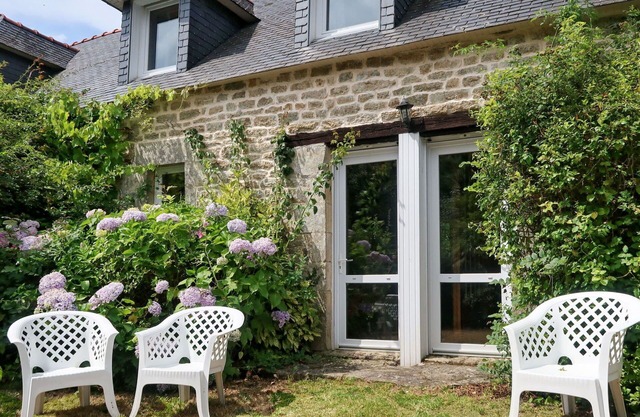 Nice apartment in villa for 4 people with terrace and pets allowed