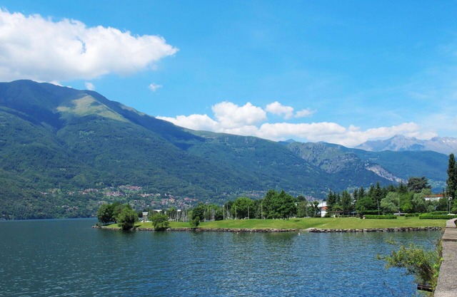 Nice apartment in villa for 6 guests with A/C, WIFI, TV, patio and pets allowed