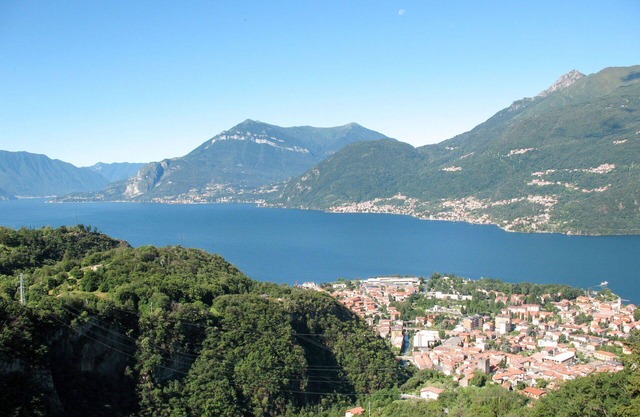 Nice apartment in villa for 12 people with A/C, WIFI, TV, patio and pets allowed