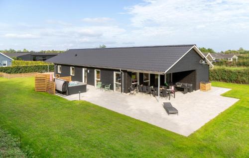 Nice Home In Hemmet With Wifi