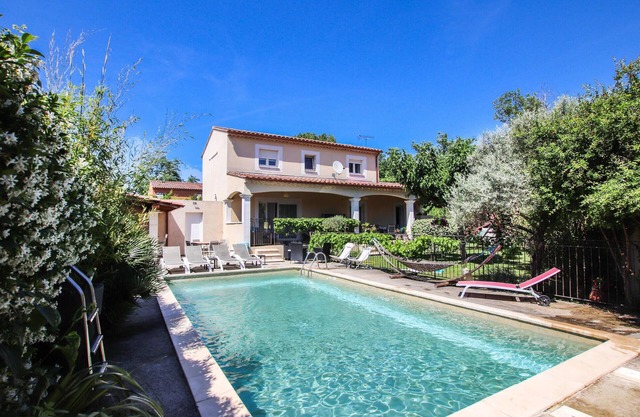 Nice home in Les Angles with WiFi