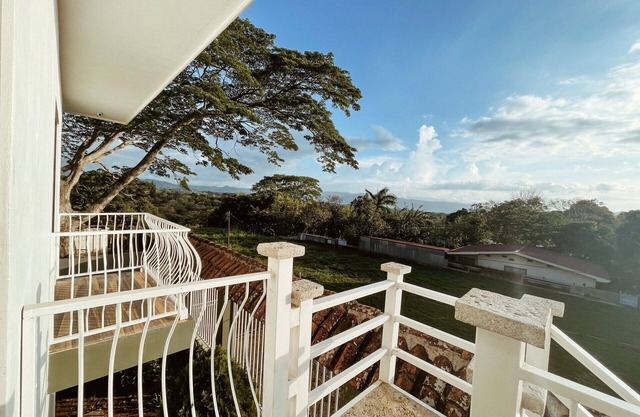 Nice property Near Sjo Airport Costa Rica