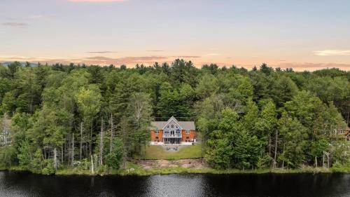 Nittany Cabin by AvantStay Lakefront, View, Firepit