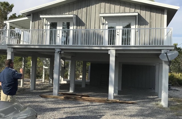 November 1st-15th Spectacular Deal!Palmetto Paradise 2bd 1.5 bath. Sleeps 6.