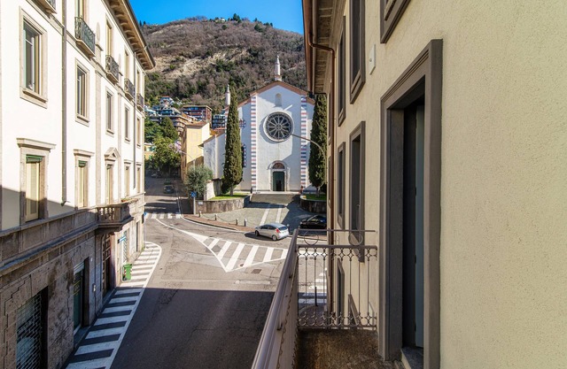 Numero 11 Piazza Amendola