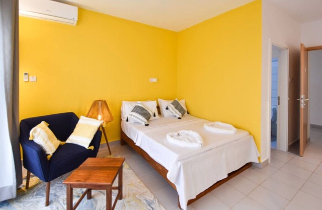 Nyuki Studio Seaview