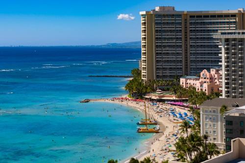 Ocean Front Spectacular Condo