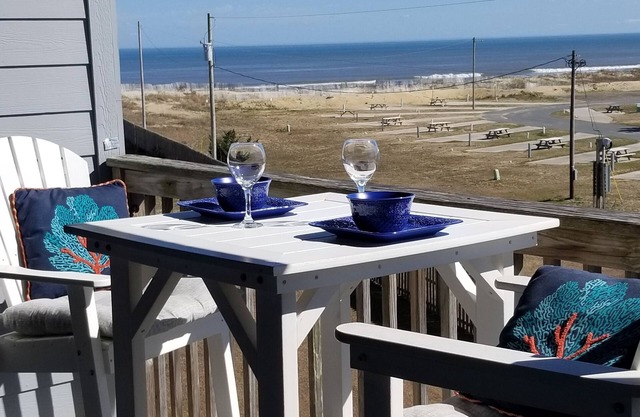 OCEAN & SOUND VIEW! LINENS PROVIDED! SPECIALS! COMPLIMENTARY AMENITIES!