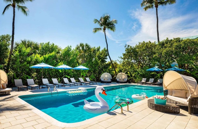 Ocean View Guest Room, 2 Queens, Balcony | Free Parking | Outdoor Pool