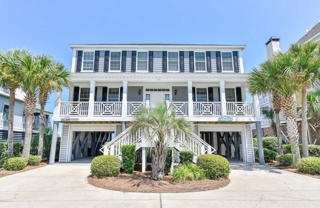 Oceanfront 6 BR with a Private Pool! Southern Belle