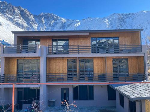 Old District View Hotel kazbegi