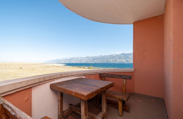 One bedroom apartment near beach Ražanac, Zadar (A-5766-i)