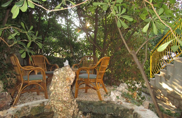 One bedroom apartment with terrace and sea view Ivan Dolac, Hvar (A-4584-d)