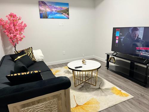 One bedroom private entrance suite