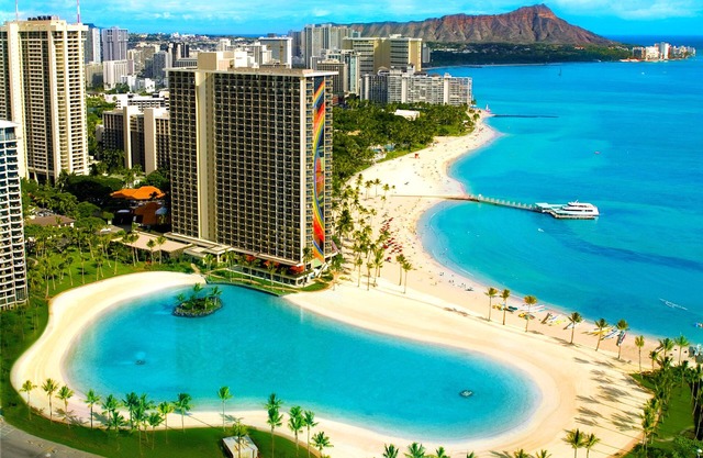 One bedroom suite in prestigious Hilton Hawaiian Village.