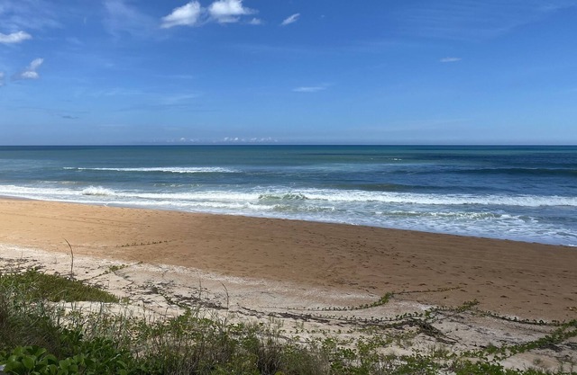 One block from Ormond Beach Please call or text Gina 386-341-5135