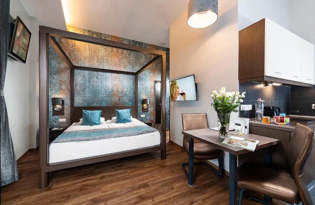 Opera Garden Hotel & Apartments