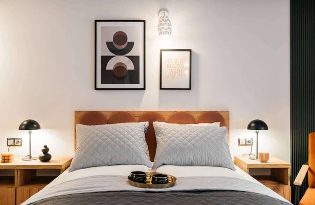 ORSO City Studio with king size bed