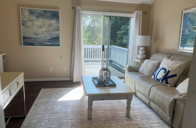 Osterville - Spacious home 4 bedroom 3 bathroom in Wianno