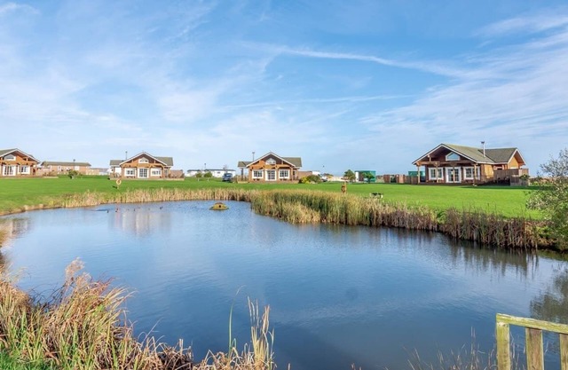 Outstanding, spacious and contemporary two storey lodge.