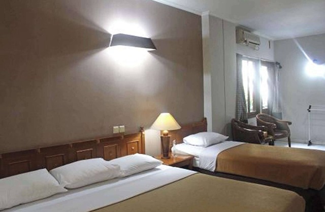 OYO 94841 Alodia Homestay Family