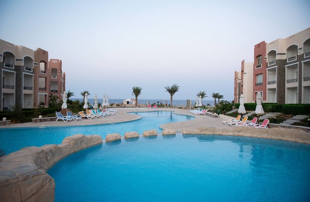 Oyster Bay Beach Suites