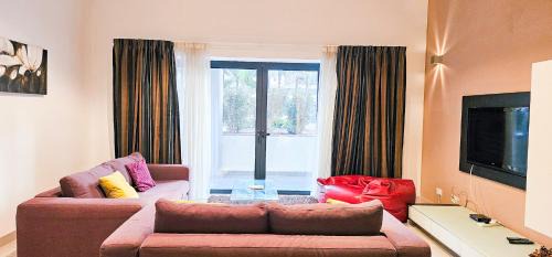 Paceville Flat Two Bedroom Two Bathrooms St Julians with Terrace and Yard Pen 2