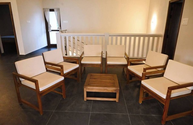 Palm Gardens : Beach View Villa