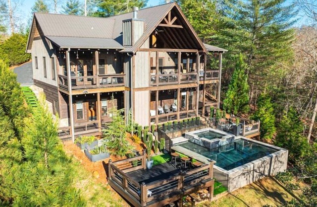 Paradise Found - Pet Friendly | Private Pool | King Beds