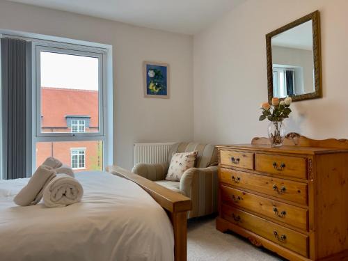 Pass the Keys Modern Penthouse Style Apartment in Haddenham