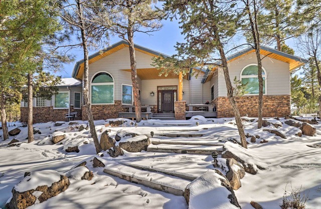 Patio & Forest View: Peaceful Show Low Home