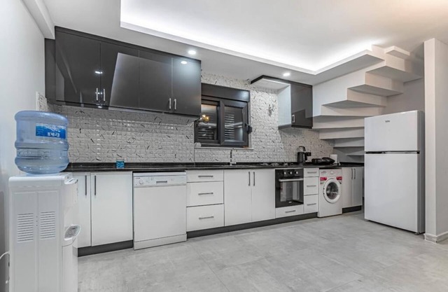 Peaceful Holiday Villas-Jakuzzi-Fireplace-AC Rooms-Closed to Land of Legends