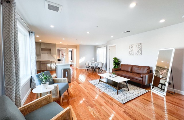 Perfect Clean Spacious Gateway of San Francisco 8bd/8br